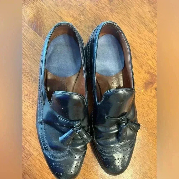 Allen Edmonds Berwick Leather Dress shoes. Size 6.5 - Picture 2 of 10